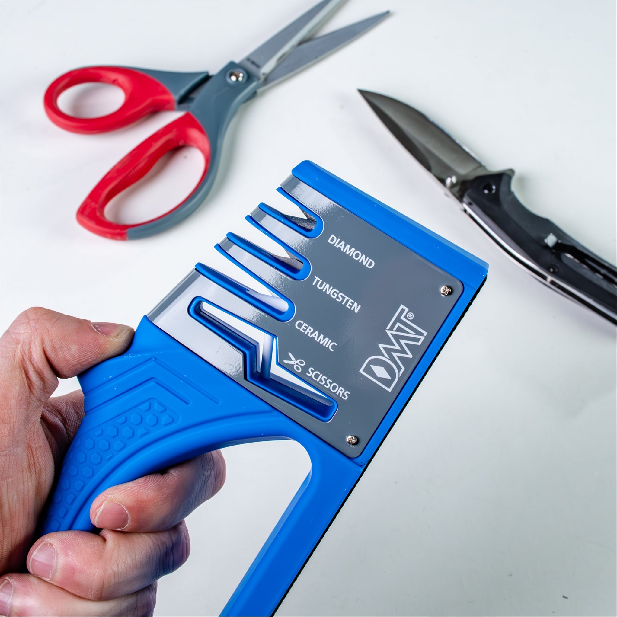 DMT EdgeSharp DiamondBench Pro Sharpener — Sharpening Supplies