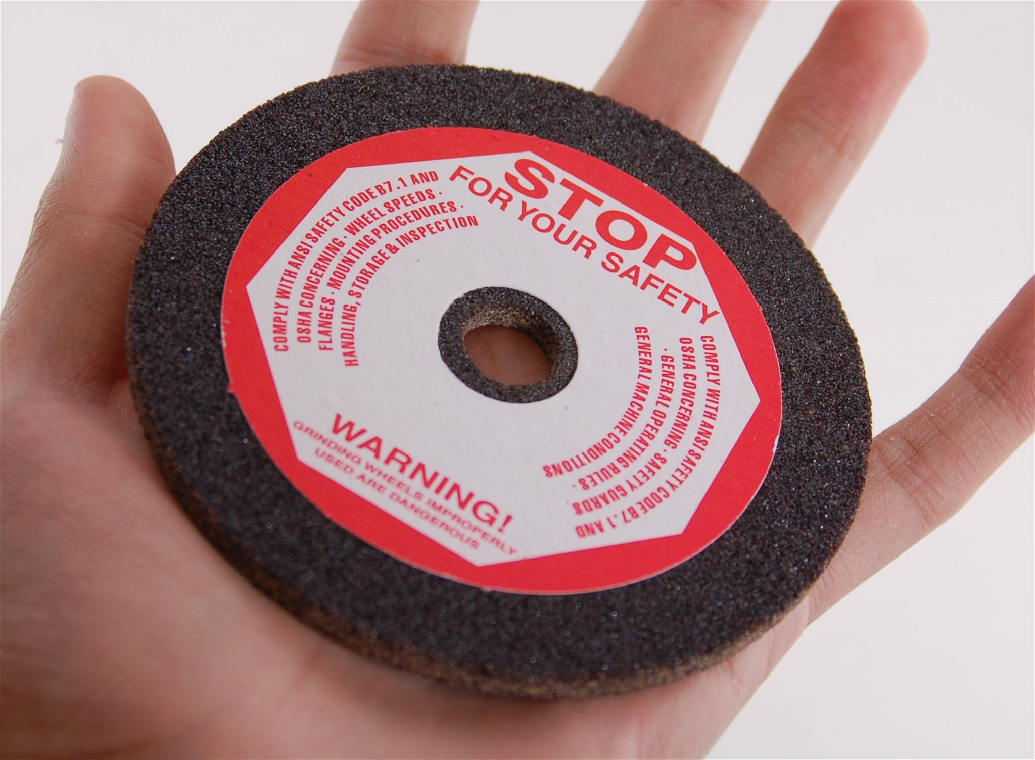 Timber Tuff CS-BWM014 Chain Sharpener Grinding Wheel - 1/4 Inch, 5-11/16 X 7/8 Inch, 3600 RPM Max